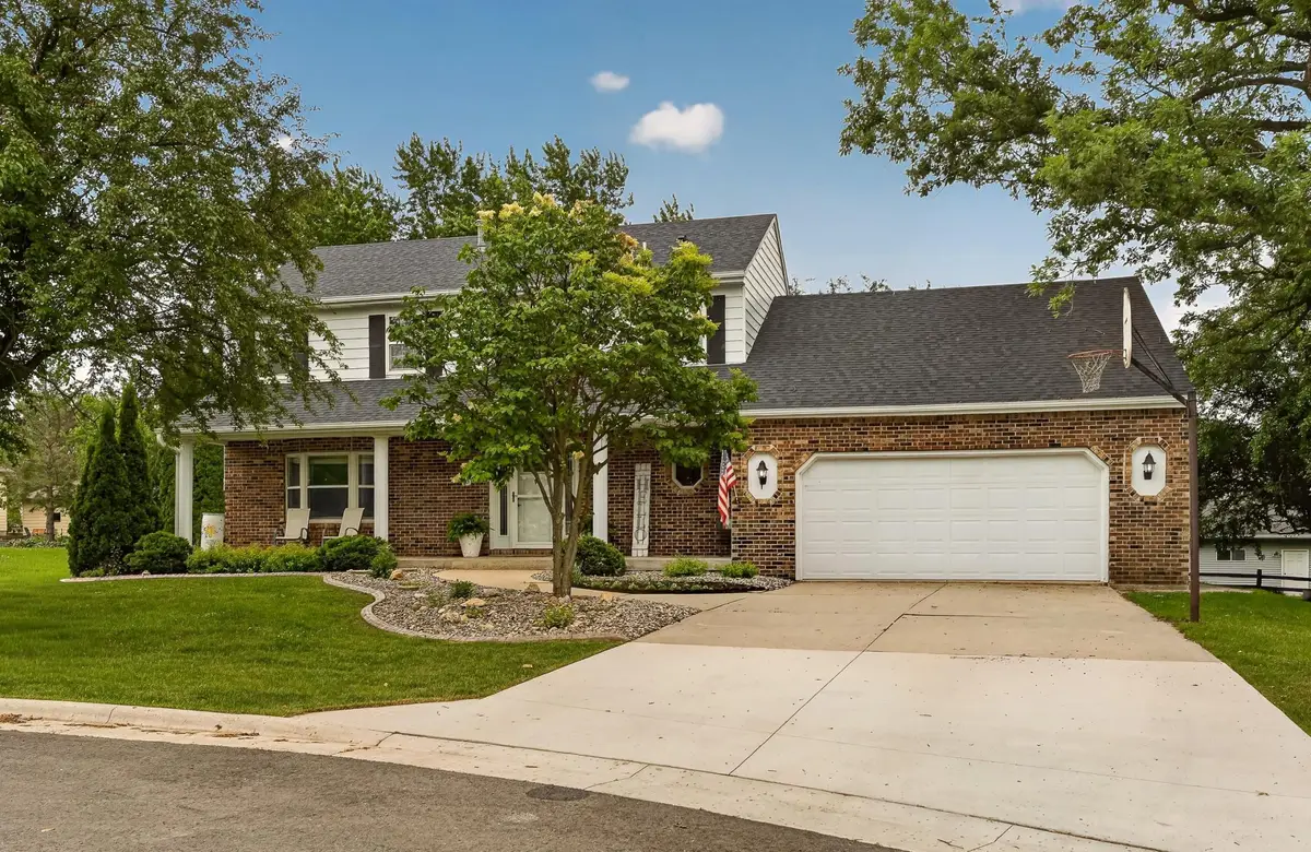 206 Highland Court Se, Stewartville, MN 55976 - #1