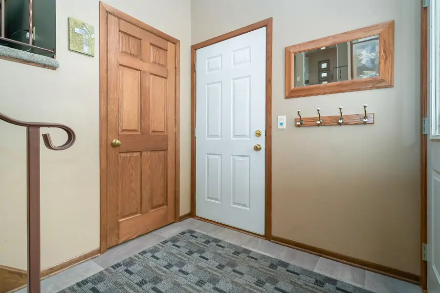1794 17th Avenue Nw, Saint Paul, MN 55112 - #3