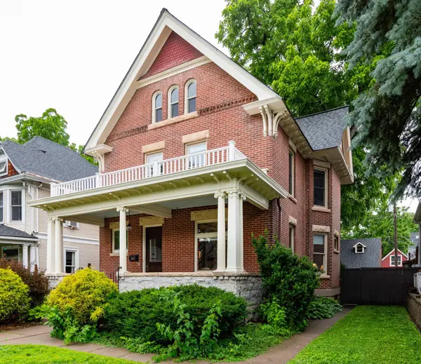 1937 Selby Avenue, Saint Paul, MN 55104