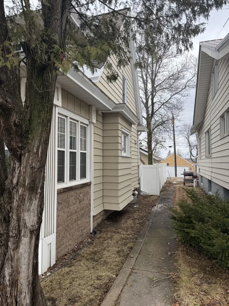 805 Harrison Street, Eveleth, MN 55734 - #2