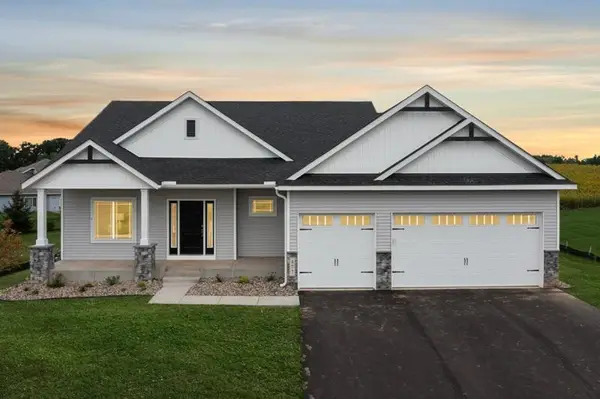 1884 Campfire Drive W, Waconia, MN 55387