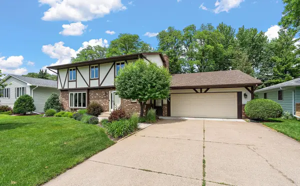 1265 Belmont Lane W, Saint Paul, MN 55113