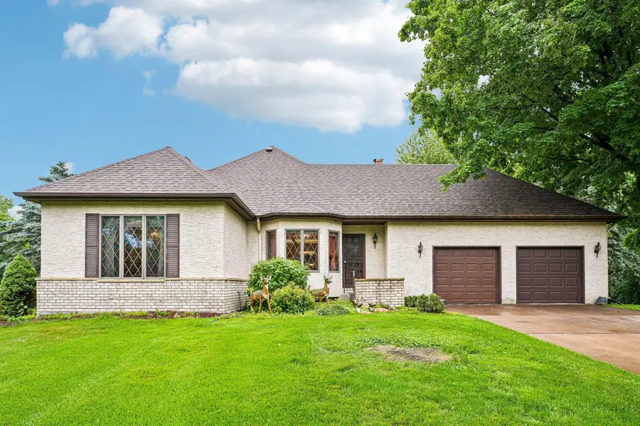 830 Westwind Drive, Saint Paul, MN 55109 - #2