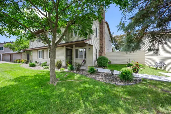 4701 Osage Point, Saint Paul, MN 55122