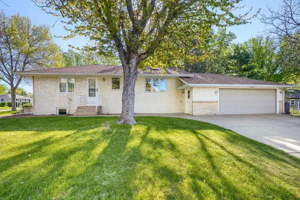558 113th Lane Nw, Minneapolis, MN 55448