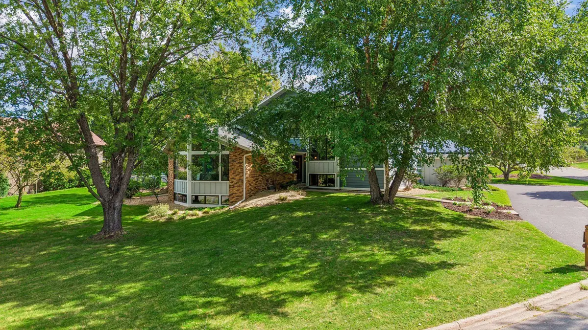 1728 Trail Road, Saint Paul, MN 55118 - #1