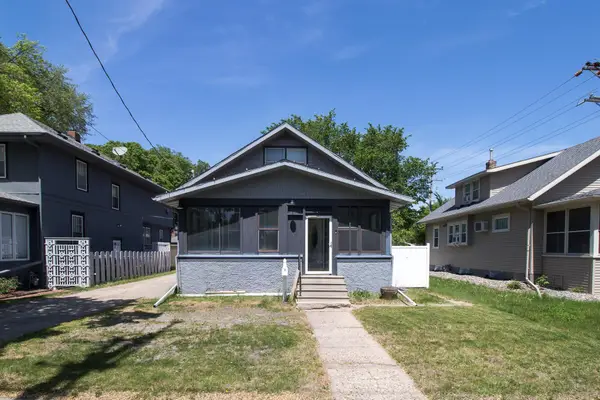 1119 11th Avenue N, Fargo, ND 58102