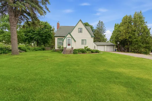 1113 State Street N, Waseca, MN 56093