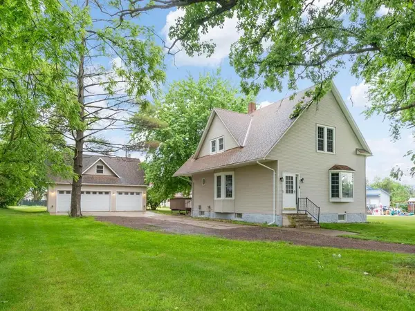 506 3rd Street Sw, Montgomery, MN 56069