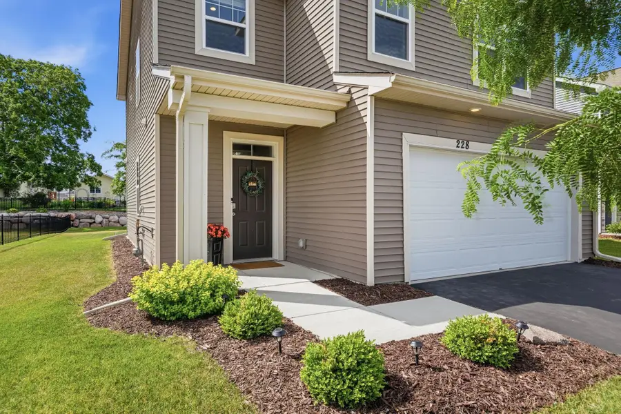 228 Snowdrop Trail, Waconia, MN 55387 - #2