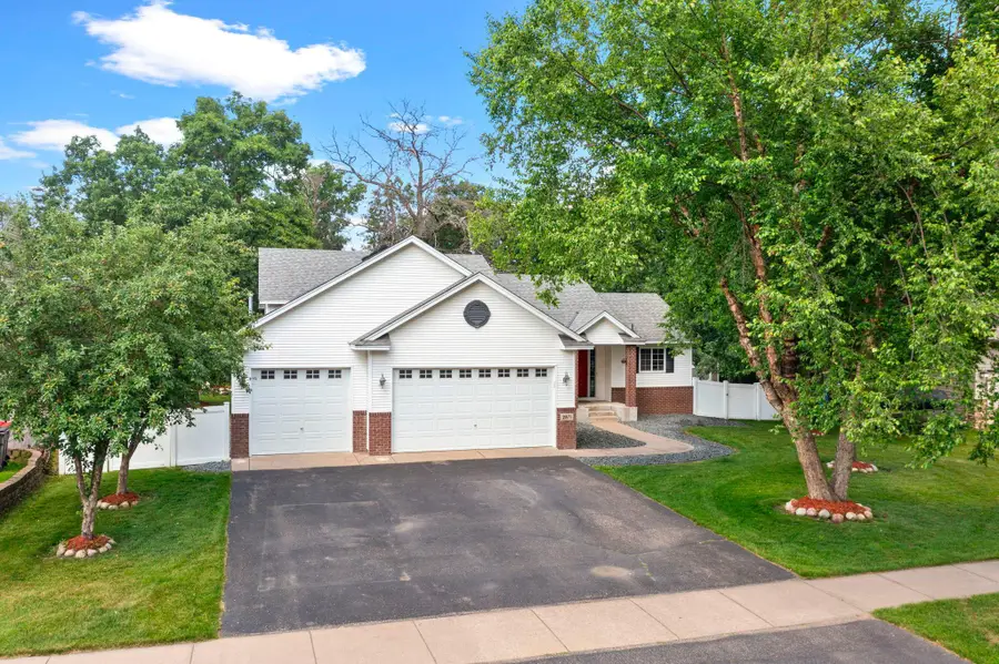 2871 237th Avenue Nw, Saint Francis, MN 55070 - #3