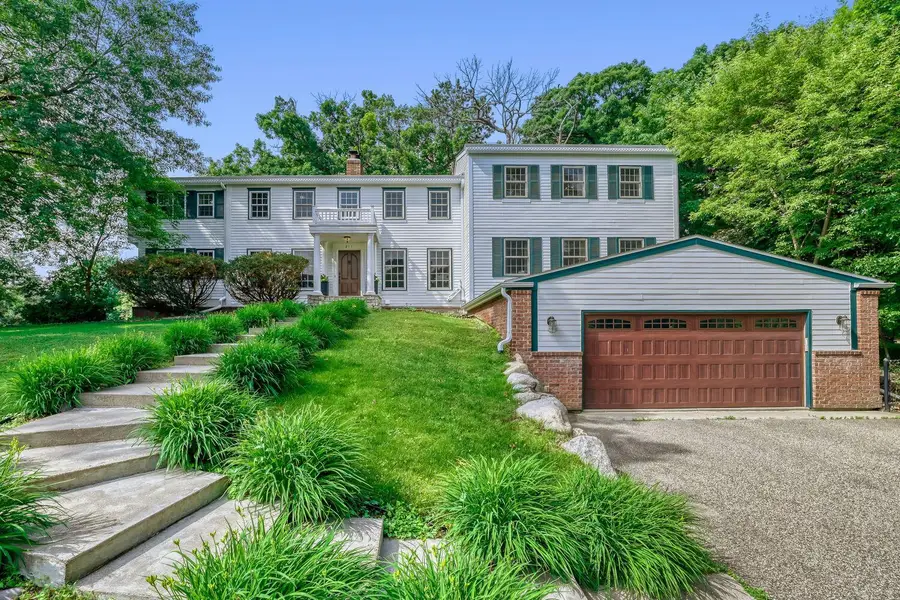 211 Paisley Lane, Minneapolis, MN 55422 - #2