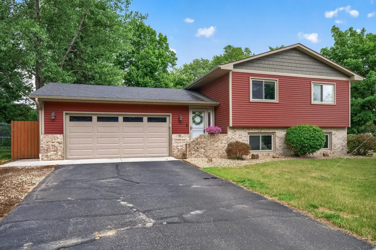 7062 2nd Avenue, Circle Pines, MN 55014 - #1