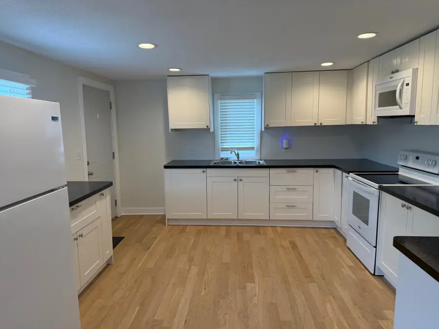 436 Adams Street Se, Hutchinson, MN 55350 - #2