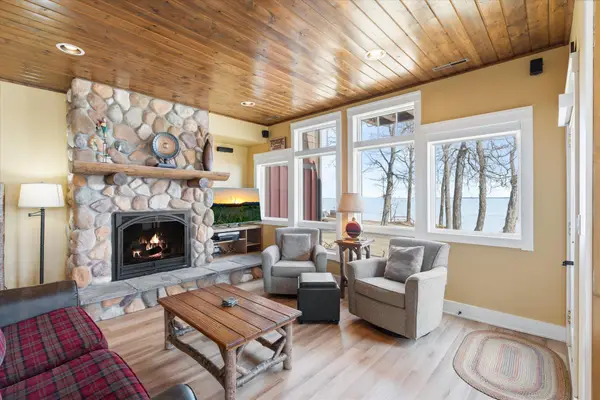 6946 Beach View Lane Nw #210-2&3 Trappers Landing Lodge, Walker, MN 56452