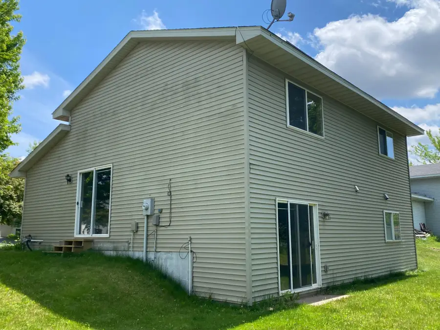 309 13th Avenue Ne, Buffalo, MN 55313 - #3
