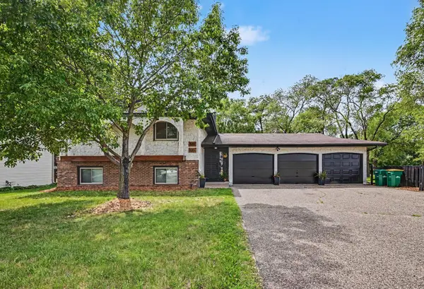 5301 Edgewood Drive, Mounds View, MN 55112