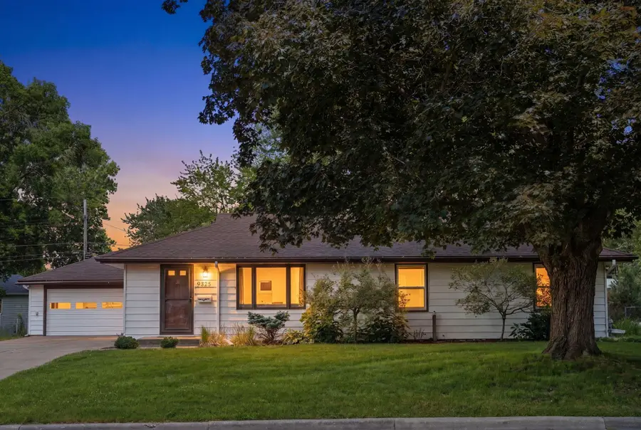 9325 4th Avenue S, Minneapolis, MN 55420 - #2