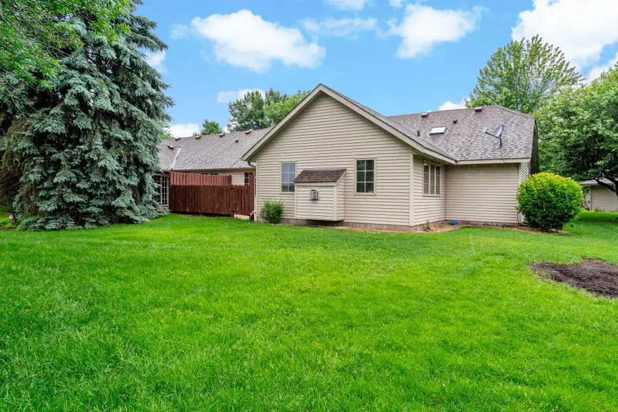 8541 Inverness Lane N, Minneapolis, MN 55443 - #3