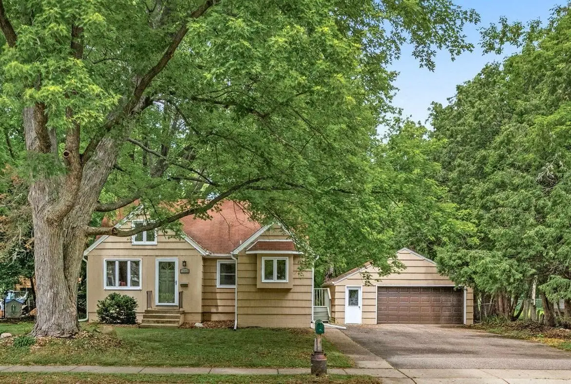 1993 9th Street, Saint Paul, MN 55110 - #1