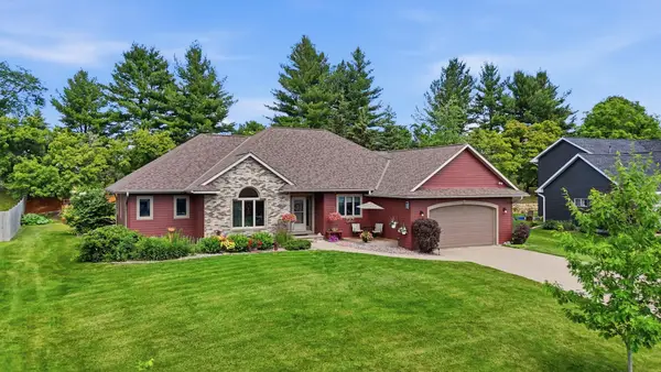 2311 Golf View Drive, River Falls, WI 54022