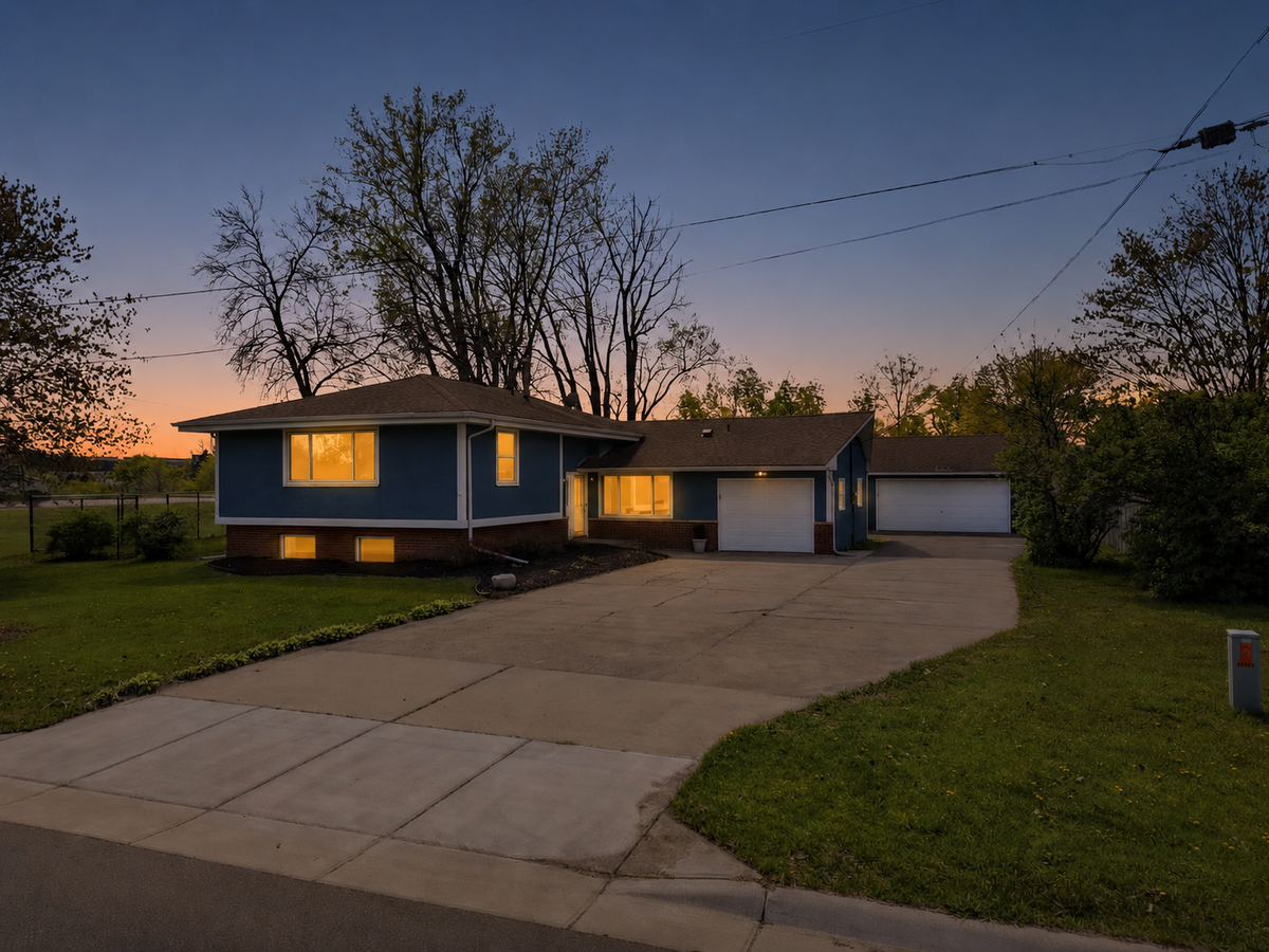 8504 Edison Street Ne, Blaine, MN 55449 - #1