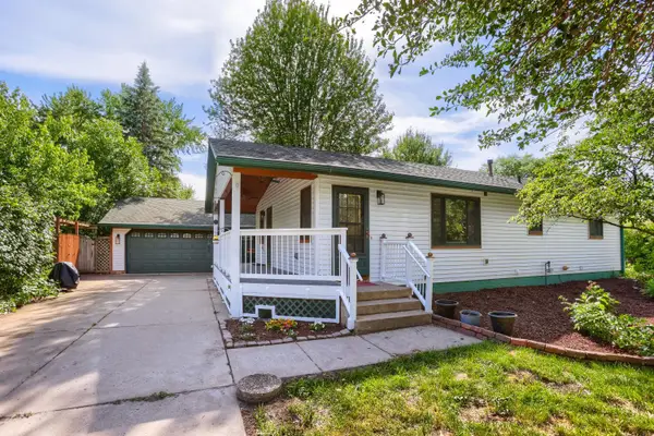 816 120th Lane Ne, Blaine, MN 55434