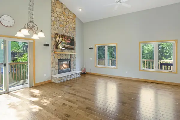 6926 Taylor Drive, Savage, MN 55378