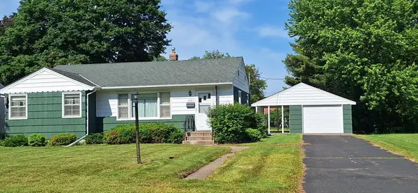 1887 Oxford Street N, Saint Paul, MN 55113