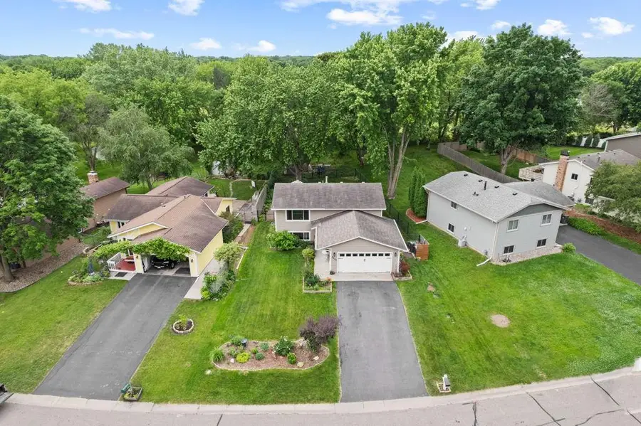 8430 Hiawatha Avenue, Eden Prairie, MN 55347 - #3