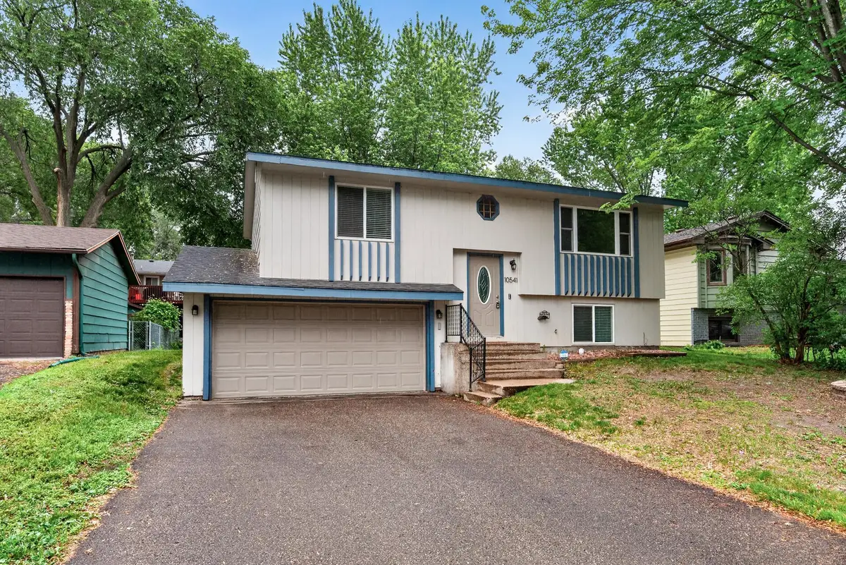10541 Unity Street Nw, Coon Rapids, MN 55433 - #1