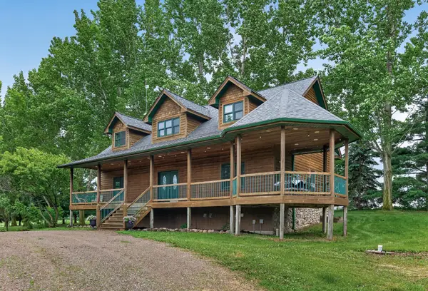 39645 Palm Street Nw, Stanchfield, MN 55080