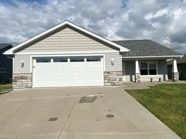 8 Abbey Lane, Kasson, MN 55944