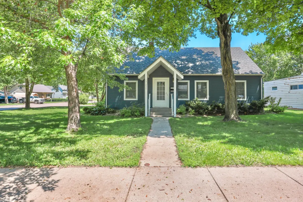 228 N Gilman Avenue, Litchfield, MN 55355 - #1