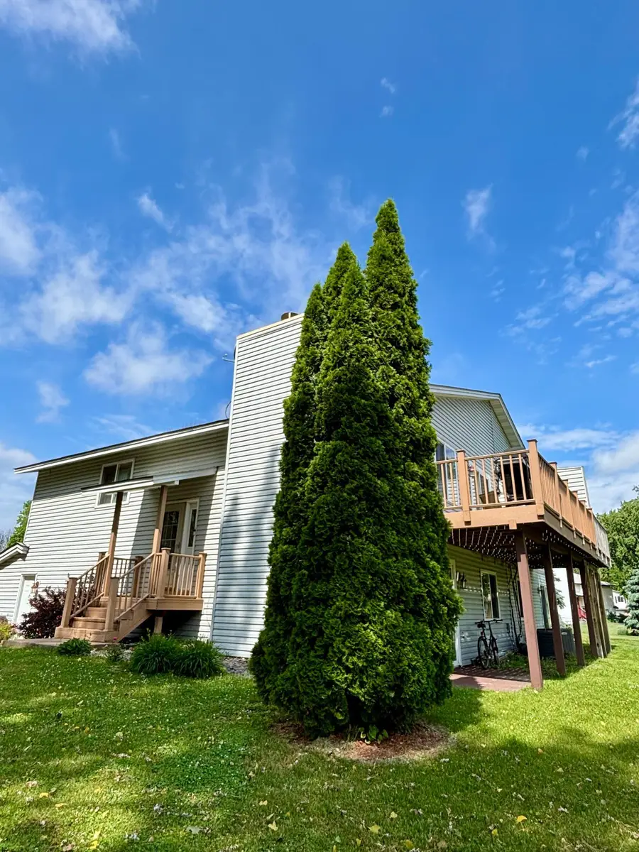 821 Clover Leaf Parkway Ne, Blaine, MN 55434 - #2