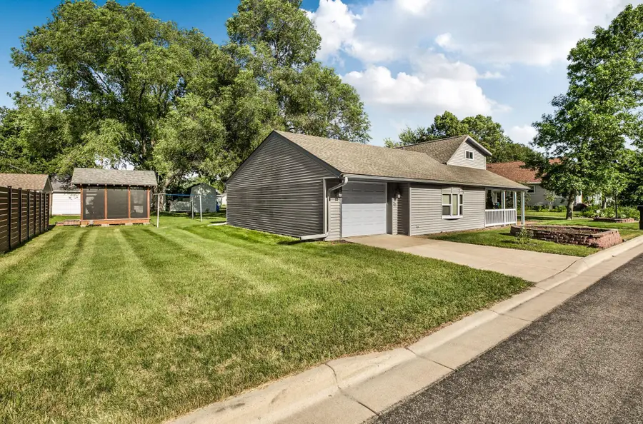 20 2nd Avenue Se, Saint Joseph, MN 56374 - #2