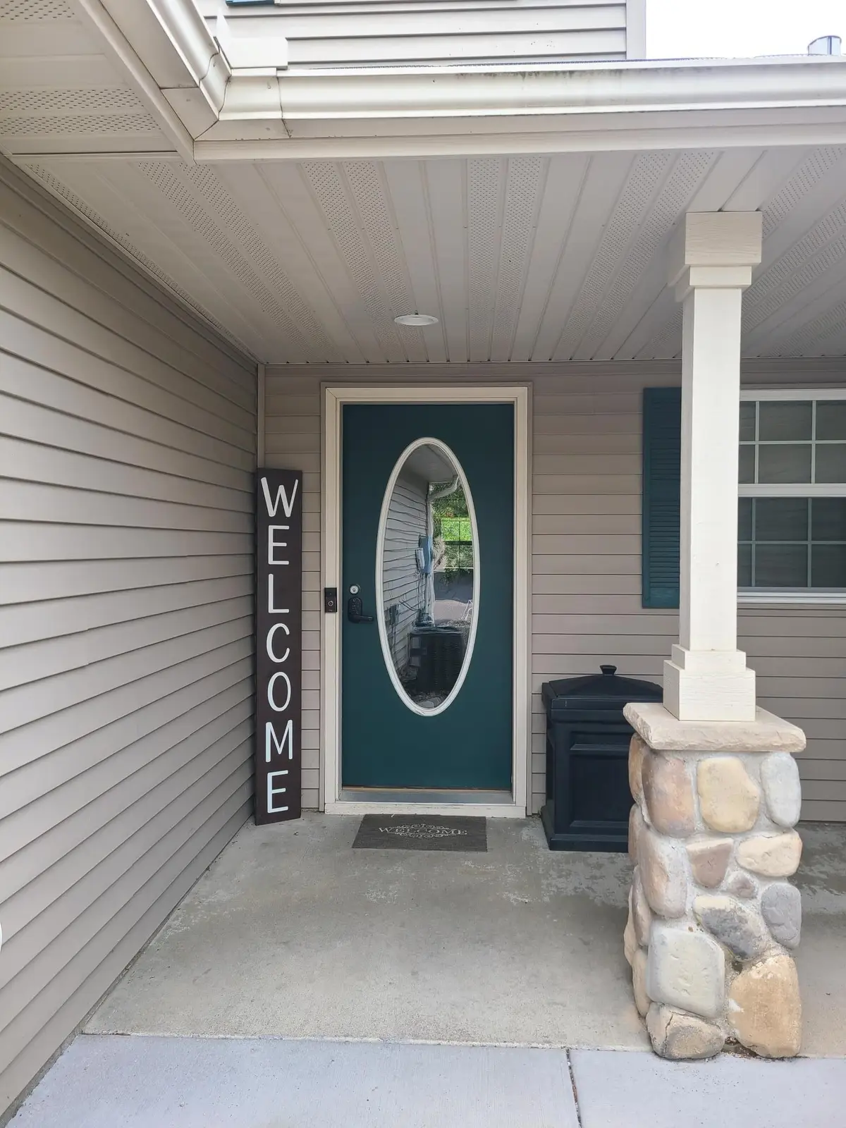 945 Golden Way Nw, Isanti, MN 55040 - #1
