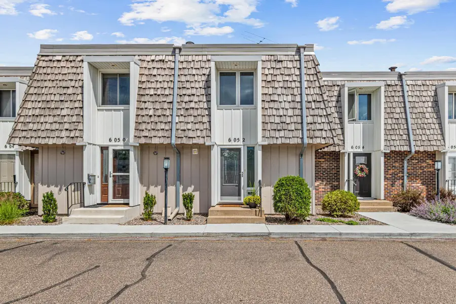 6052 Golden Valley Road, Minneapolis, MN 55422 - #2