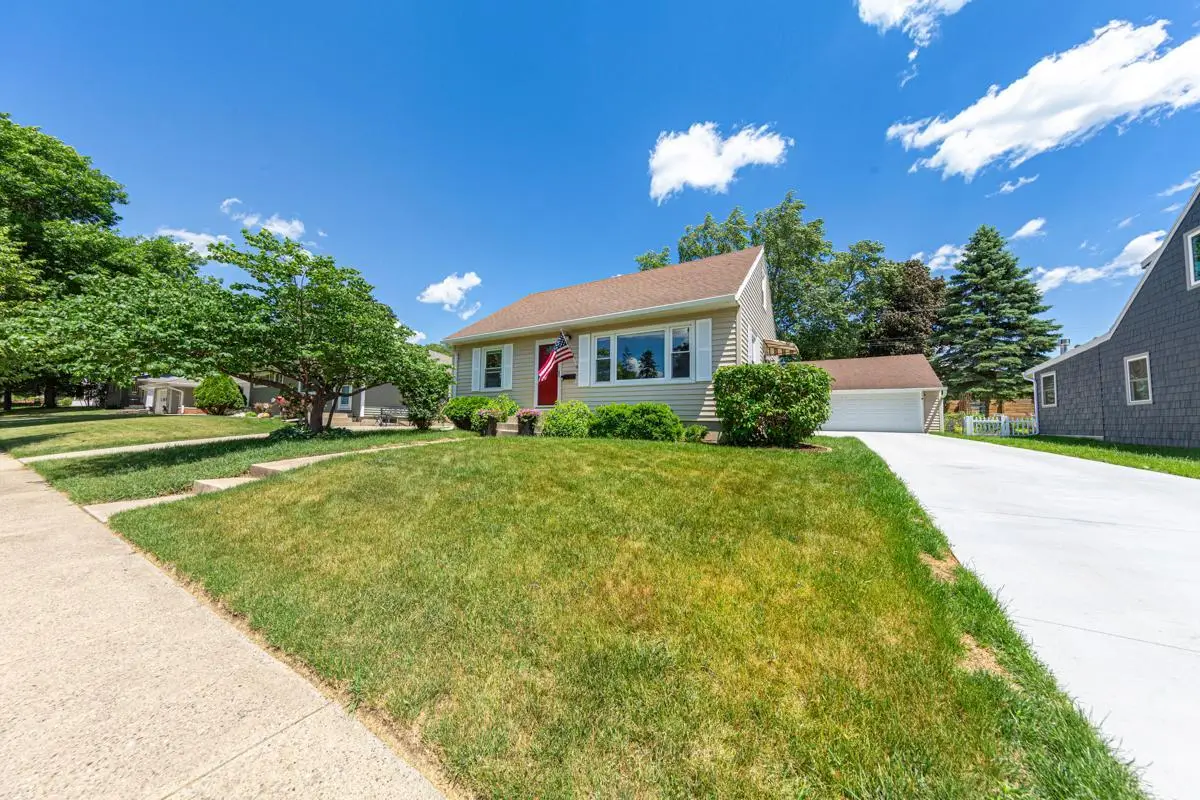 1512 10th Avenue Ne, Rochester, MN 55906 - #1