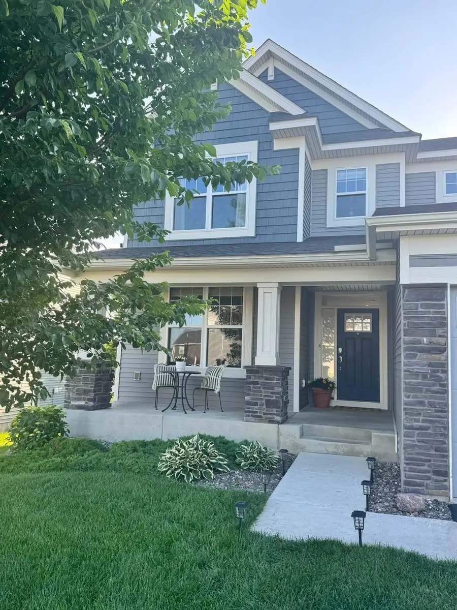 1562 Edgebrook Lane, Carver, MN 55315 - #2