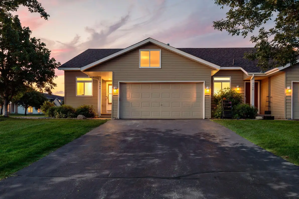 4244 Jarmann Lane, Shakopee, MN 55379 - #1