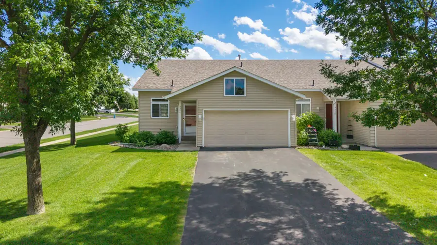 4244 Jarmann Lane, Shakopee, MN 55379 - #2