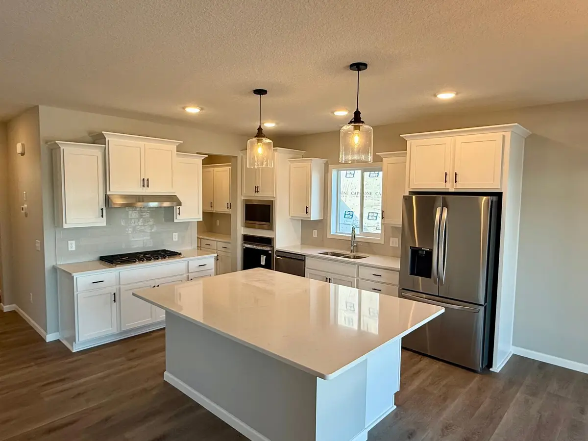 1691 Meadows Drive Ne, East Bethel, MN 55011 - #1