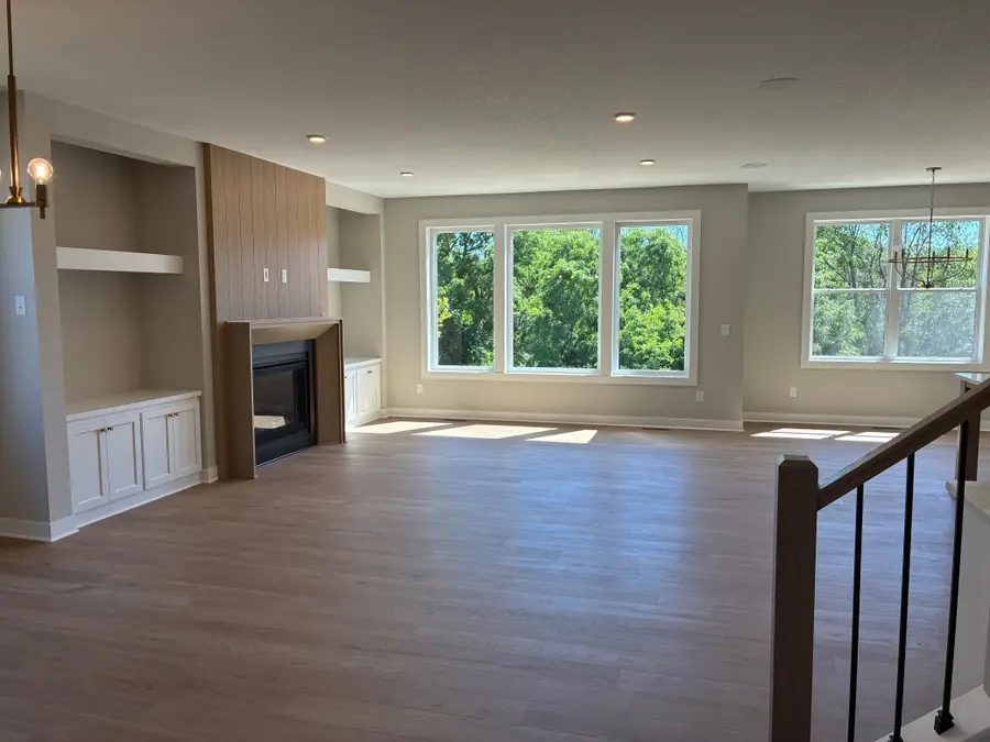 3660 Knightsbridge Lane N, Lake Elmo, MN 55042 - #2