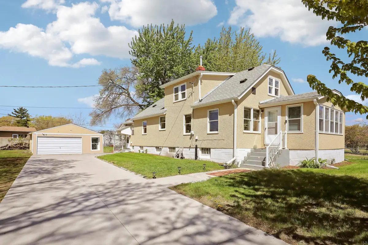 6425 Fremont Avenue N, Minneapolis, MN 55430 - #1