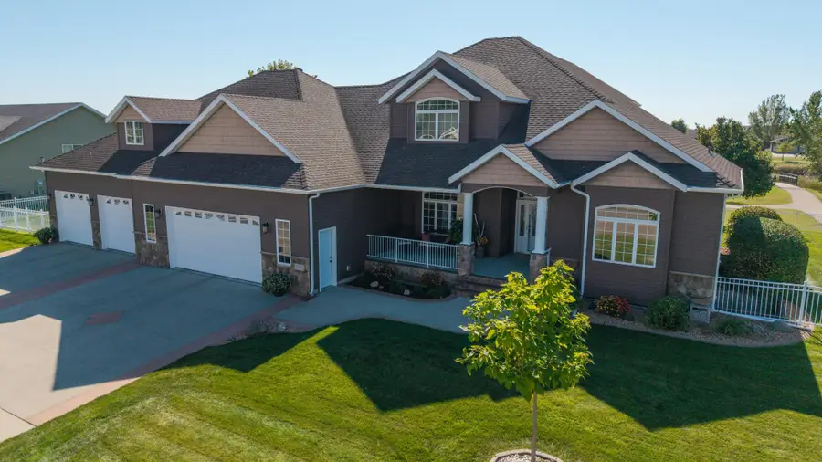 1007 6 Avenue Ne, Dilworth, MN 56529 - #2