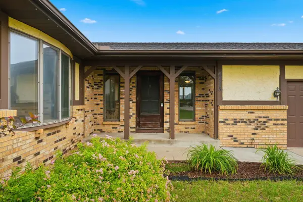 4515 165th Avenue Nw, Andover, MN 55304