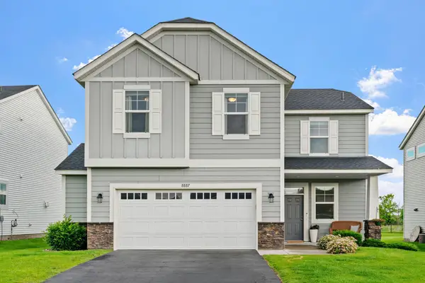 8887 152nd Lane Nw, Anoka, MN 55303