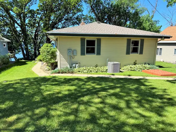 3776 N Eagle Road, Willmar, MN 56201