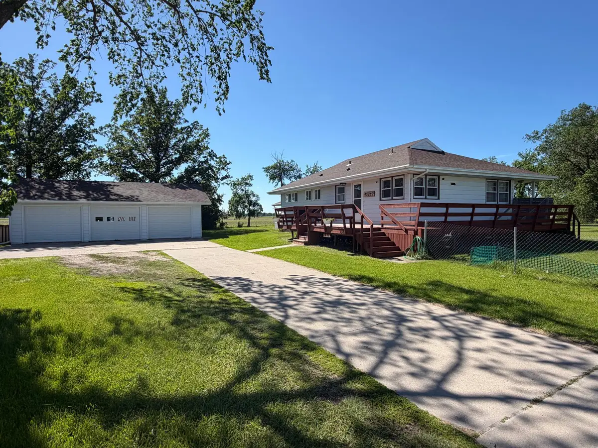 45262 State Highway 11, Roseau, MN 56751 - #1